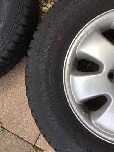 グットイヤーフォーシーズンタイヤ 走行少ない