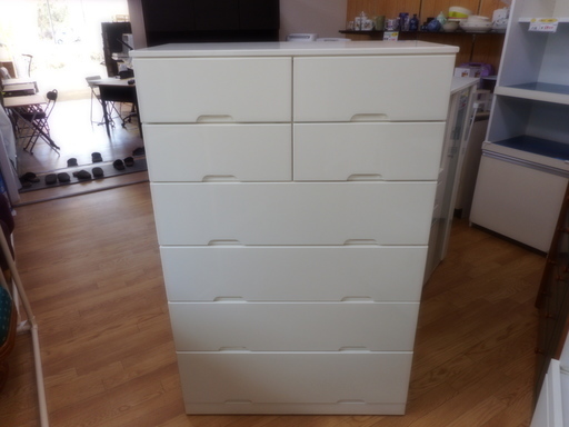 【リサイクルサービス八光　田上店　配達・設置OK】ホワイト　6段チェスト