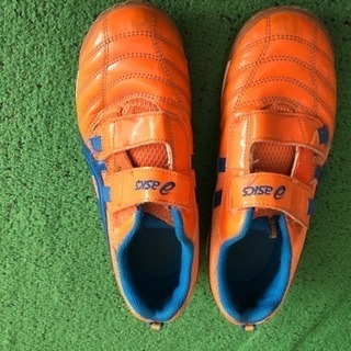 asics アシックス フットサルシューズ 22.0の画像