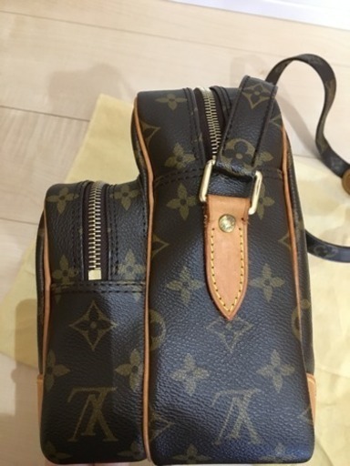 ルイヴィトン  ナイル