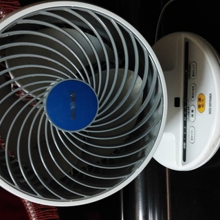アイリスオーヤマ　扇風機　PCF-C18T　故障品