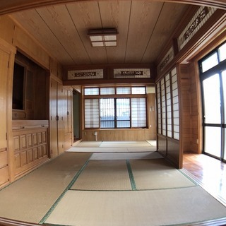 【収益物件（外人賃貸）or自己使用もＯＫ!!】最近まで外人さんが長年入居・現在は空室のため室内確認可能です♪室内綺麗・リフォーム不要で外人さん賃貸の場合、月額１８万円以上の家賃収入が見込めます♪（設備投資＆軍検要）やり方次第ではもっと見込めるかも!?いつでも現地ご案内ＯＫ！（遅い時間でも対応します）お気軽にお問合せください♪（土日祝日も休まず営業中！） − 沖縄県
