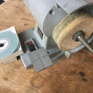 両軸グラインダーの画像