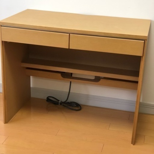 【新品だと6万円＋α】カリモク家具 書斎机と椅子セット