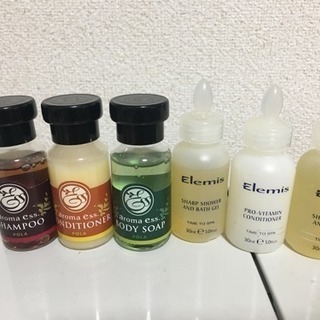 シャンプー、コンディショナー、ボディーソープ