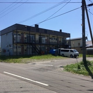 岩見沢市最安値 ファミリーアパート！ - 岩見沢市