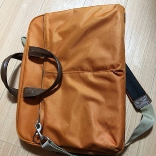 パソコンケース 15.4inch ワイド 入ります。USBマウス付き