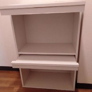 【デザイン収納】フラップ式収納本棚（ホワイト）の画像