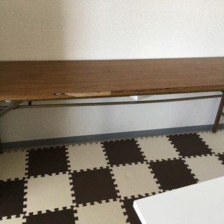 会議用テーブル傷あり