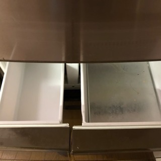 TOSHIBA 5ドア冷蔵庫の画像