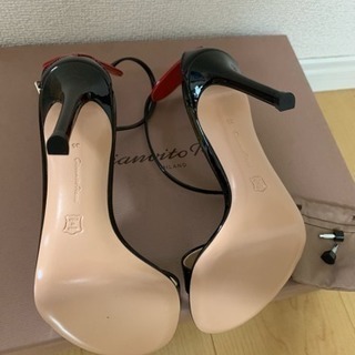 新品 パンプス サンダル LOVE GianvitoRossi 50%オフ