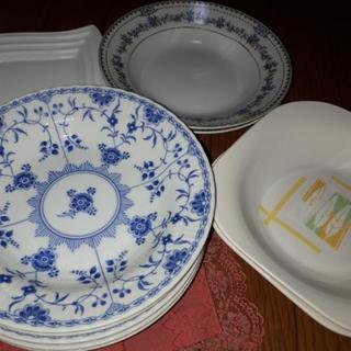 食器セットの画像