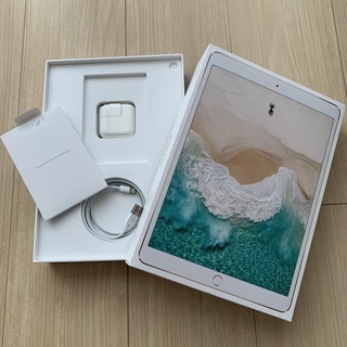 【中古】iPad Pro 10.5 64GB retinaディスプレイ ゴールドの画像