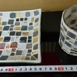 ガラスのトレイ ペンたて 置物の画像