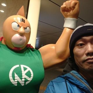ホラーコメディに出てくれる外国人