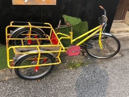 リヤカー付き三輪車 スイス輸入車？