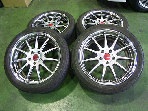 SSR エグゼキューター EX 04  18× 7.5J +43 DP 225/45R18 中古４本