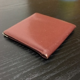 カルティエ 札入れ 二つ折り財布 マスト コンパクト レザー 赤 レッド ワインの画像
