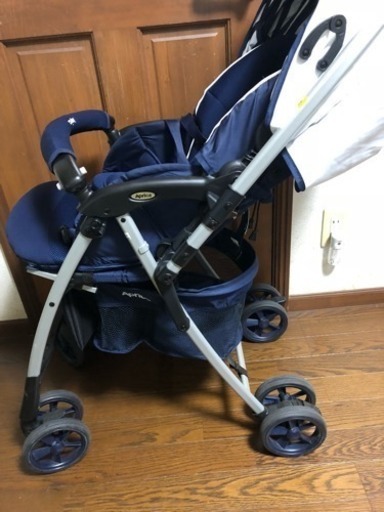 お取引中✩.*˚アップリカ ラクーナライト