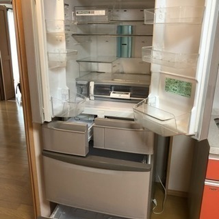 5ドア冷蔵庫 520L HITACHI 真空チルドW