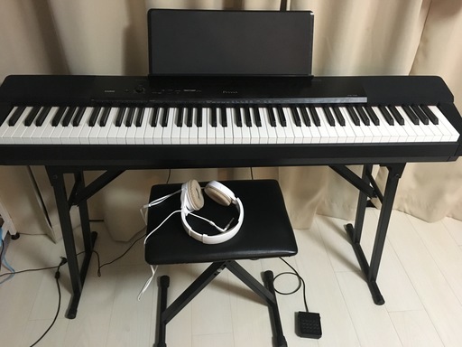 CASIO　PX１５０　スタンド、椅子、ヘッドフォン付き