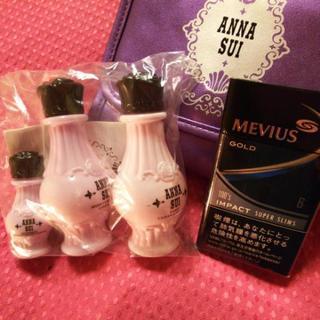 未使用ANNA SUIﾄﾗｲｱﾙｷｯﾄとポーチの画像