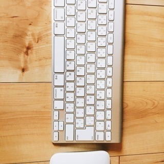 Apple iMac 美品 キーボード マウス付属 iMac本体、純正キーボード、マウスのセット 【公式通販】