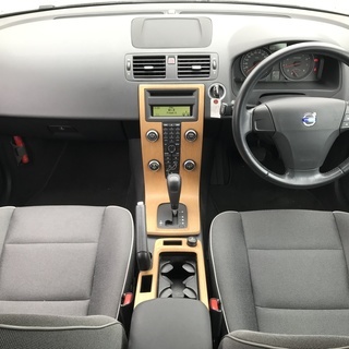 （商談中）個人 ボルボ C30 2.4i アクティブ 走行6.5万 外装・内装ともに綺麗ですの画像
