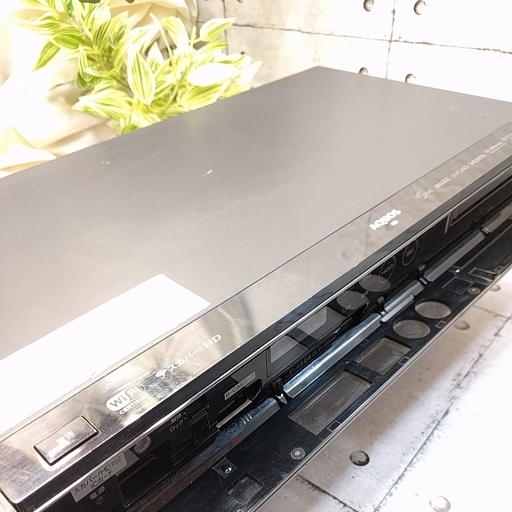 《Ｗ録画》スカパーHDチューナー搭載♪BD-W500　その④