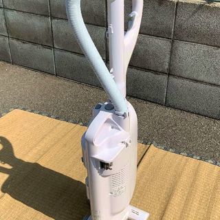 ★お値下げ★ HITACHI/日立電気掃除機 PV-SU3《2015年製》シャ イニーシャンパン 1点 ※動作確認済み※ 25×20×高さ 90cm JM2953)【取りに来られる方限定】の画像