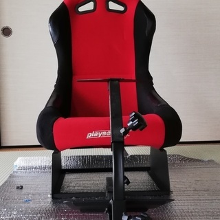 レースゲーム用のレーシングシートです。