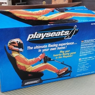 レースゲーム用のレーシングシートです。の画像