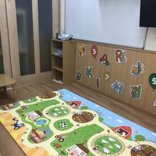 南彦根駅前にある英会話教室 外国人の先生のクラスで英語のシャワーをたっぷり浴びて、『みんな英語が大好きに』！  の画像