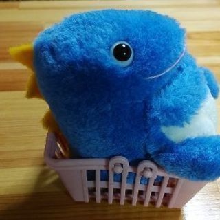 恐竜のぬいぐるみ　レジかご付き