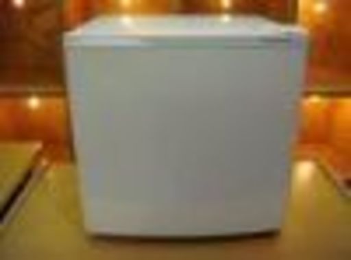 ワンドアミニ冷蔵庫40L 1000円