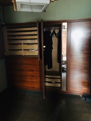 実家の片付けをしています