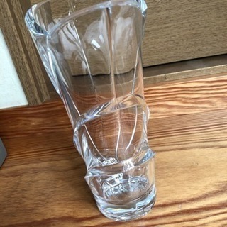 花瓶  クリスタル製の画像
