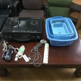 ■無料　配達可■生活家具  18点セット  棚 カラーボックス ガステーブル 座卓 イスなどの画像