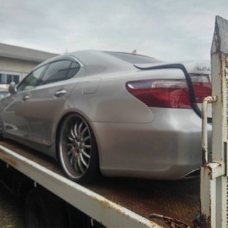 ジャンク LS600h 事故現状車の画像