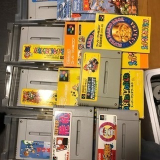 スーパーファミコン＋ソフト7本＋ホームゲームコンピュータの画像