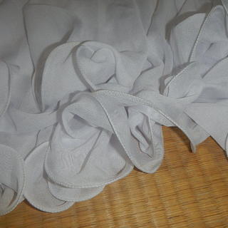 ベリーダンス 白 スカート フレア 妖精系の画像