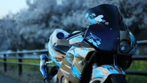 HONDA・CBR250RR(mc22)全塗装。希少な前期