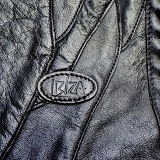 「HIROFU」＆「IBIZA」二点で５００円　used品の画像