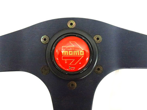 PayPay可 手稲リサイクル モモ (MOMO） レザーステアリング レザーハンドル ブラック/レッド 外径：約35cm 状態良好 イタリア製 ￥36,800-