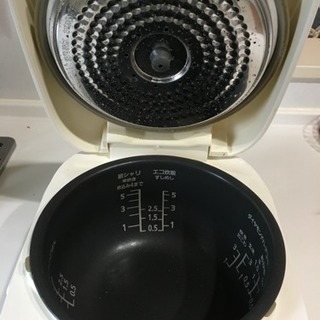 2014年製炊飯器の画像