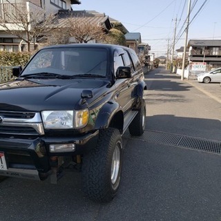 トヨタ HILUX SURF
