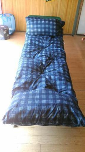 リクライニングカウチベッド