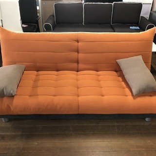 人気ソファーベッド2台　入荷しました！展示現品！通常49800円の商品です。引取り価格！