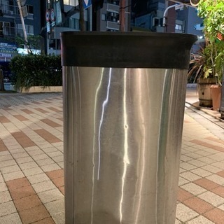 ステンレスゴミ箱