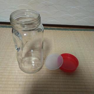又値下げしました梅酒などを、入れる瓶の画像